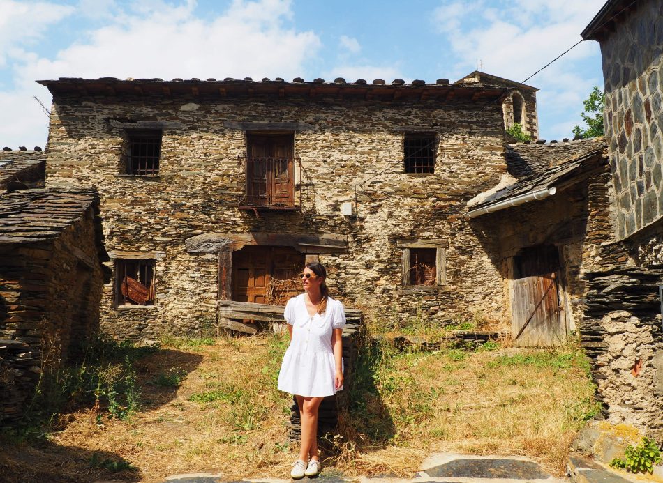 Campillo pueblos negros de Guadalajara 
